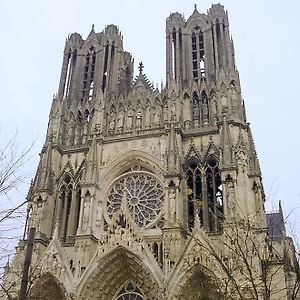 KOSY Appart'hôtel Le Champ De Mars Reims